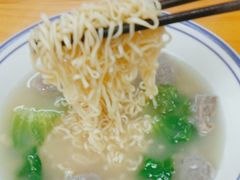 -明姨仔潮汕美食·碳炉猪脚·汕尾牛腩饭·起片鸡煲(起义路店)