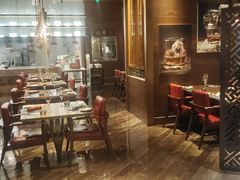 -恰餐厅及酒吧 CHAR Bar & Grill (北京丽都皇冠假日店)