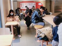 等位区-麦当劳(大厂新城店)