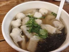 -手劲鱼丸馄饨铺(哈一百店)