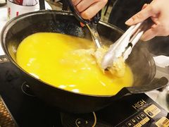 -鲜入围煮花胶鸡海鲜火锅