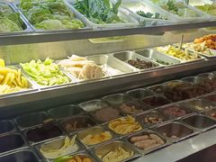 -愉肴麻辣香锅(中山路店)
