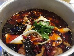 -晓彭肥肠鸡·泡椒鸡火锅(水木天地店)