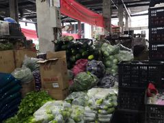-锦绣大地生鲜食品厅(巨山路店)