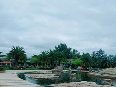 -亚龙湾中心广场