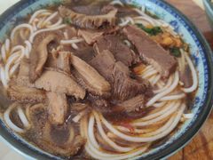 -牛师傅牛肉面(尚隆路店)
