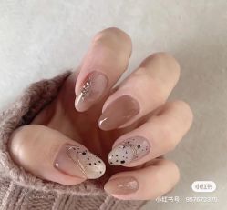 -Pink You美甲洗眉纹绣定制中心