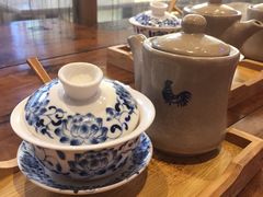餐具摆设-十一街幺鸡成都担担面(悠方店)