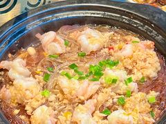 -阿瓦山寨·湘菜现炒·剁椒鱼头王(咸阳总店)