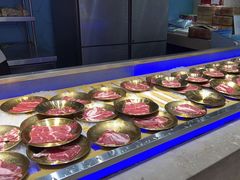 -锤头鲨毛肚海鲜烤肉自助餐厅(国购广场店)