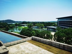-上海佘山世茂艾美酒店
