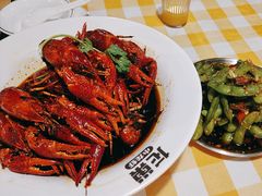 -龙巢盱眙龙虾·鸡煲·烧烤宵夜(坪洲店)