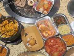 -姜胖胖韩式自助烤肉(光明万达店)