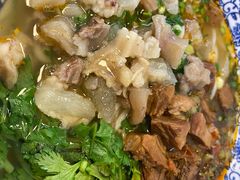 -花溪王记牛肉粉(四季花溪商场店)