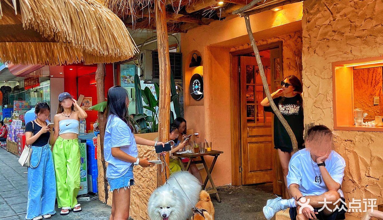 假装在度假⛱️市中心的越南咖啡屋