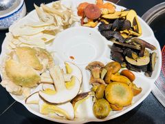 -野菌皇海景野生菌火锅(滨海大道店)