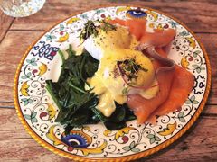 三文鱼班尼迪克-Alimentari早午餐(安福路店)