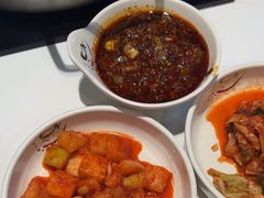 -英子补身汤(海兰路店)