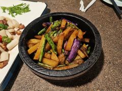 石锅地三鲜-几荷·恰似故人来(秀水广场店)
