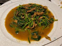 沙茶牛肉空心菜-雷泰泰台式胡椒虾(滨江金铂湾店)