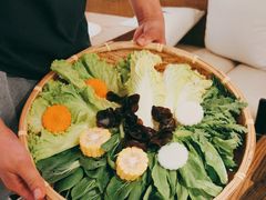 -尚尚仙·酸汤猪手·猪肚鸡火锅(华联万柳购物中心店)