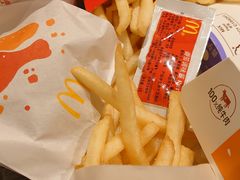 -麦当劳(展览路店)