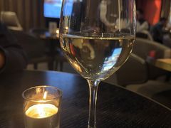 -wineapp葡萄酒餐吧(外滩金融中心店)