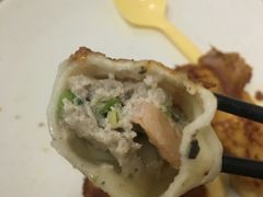-一品鲜鱼锅贴(人民一路店)