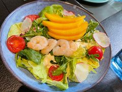 芒果牛油果大虾色拉-乐意坊Alla Torre意大利手工披萨(陆家嘴旗舰店)