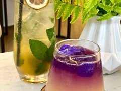 -Oasis Bar & Grill