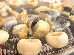 -围炉肉舍•炭烤活鳗•丹东海鲜烤肉(步行街店)