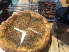 隔壁店的蒜蓉烤馕-清真·马峰烤肉(小学习北巷店)