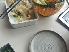 -喃喃椰·糟粕醋·椰子鸡火锅(七堡花园店)