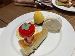 -松咖啡自助餐厅·松北香格里拉