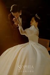 -苏菲亚婚纱摄影