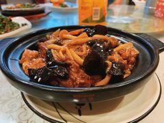 自制菌菇面筋煲-嘉厨小馆(宜山路店)