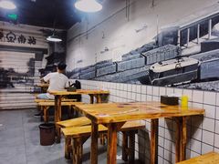 -胡犇嗲单车烧烤(坡子街店)