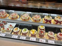 -花花卷卷·鲜食蛋糕(静安久光百货店)