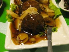 狮子头-天厨妙香素食餐厅(清华店)