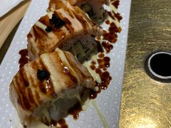 炙烤三文鱼牛油果卷-松鱼亭·和牛烧肉(协鑫广场店)