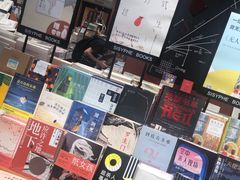 -西西弗书店&矢量咖啡(来福士广场店)