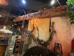 -老牌坊云南鱼豆花火锅(爱建店)