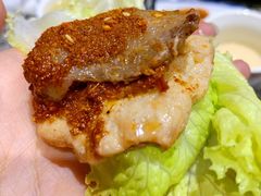 藏香猪-宏宏无烟石板烧烤