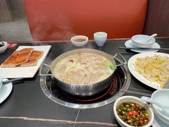 -老来福·非遗酸汤兔(凯旋路店)