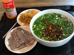 -陇上全荟兰州传统牛肉面(延吉路店)