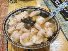 招牌野馄炖-老谢野馄饨(延安路店)