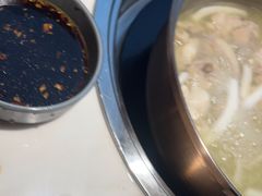 -喃喃椰·糟粕醋·椰子鸡火锅(七堡花园店)