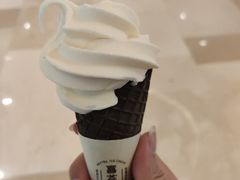 -喜茶(杭州滨江宝龙店)
