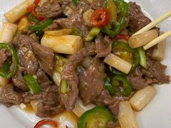 脆藕炒牛肉-醉贤居