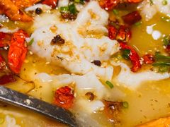 至潮酸菜鲈鱼-至潮餐厅精致粤菜·活鲈鱼·走地鸡(珠江新城店)